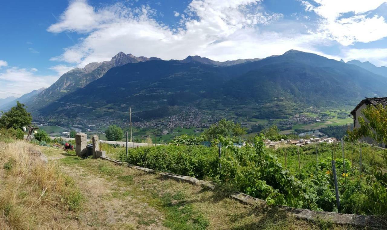 Maison Bellevue - Locazione Turistica Breve Διαμέρισμα Αόστα Εξωτερικό φωτογραφία